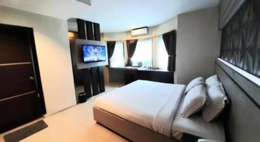 Alexander Hotel Tegal Tegal (Central Java) Exterior foto